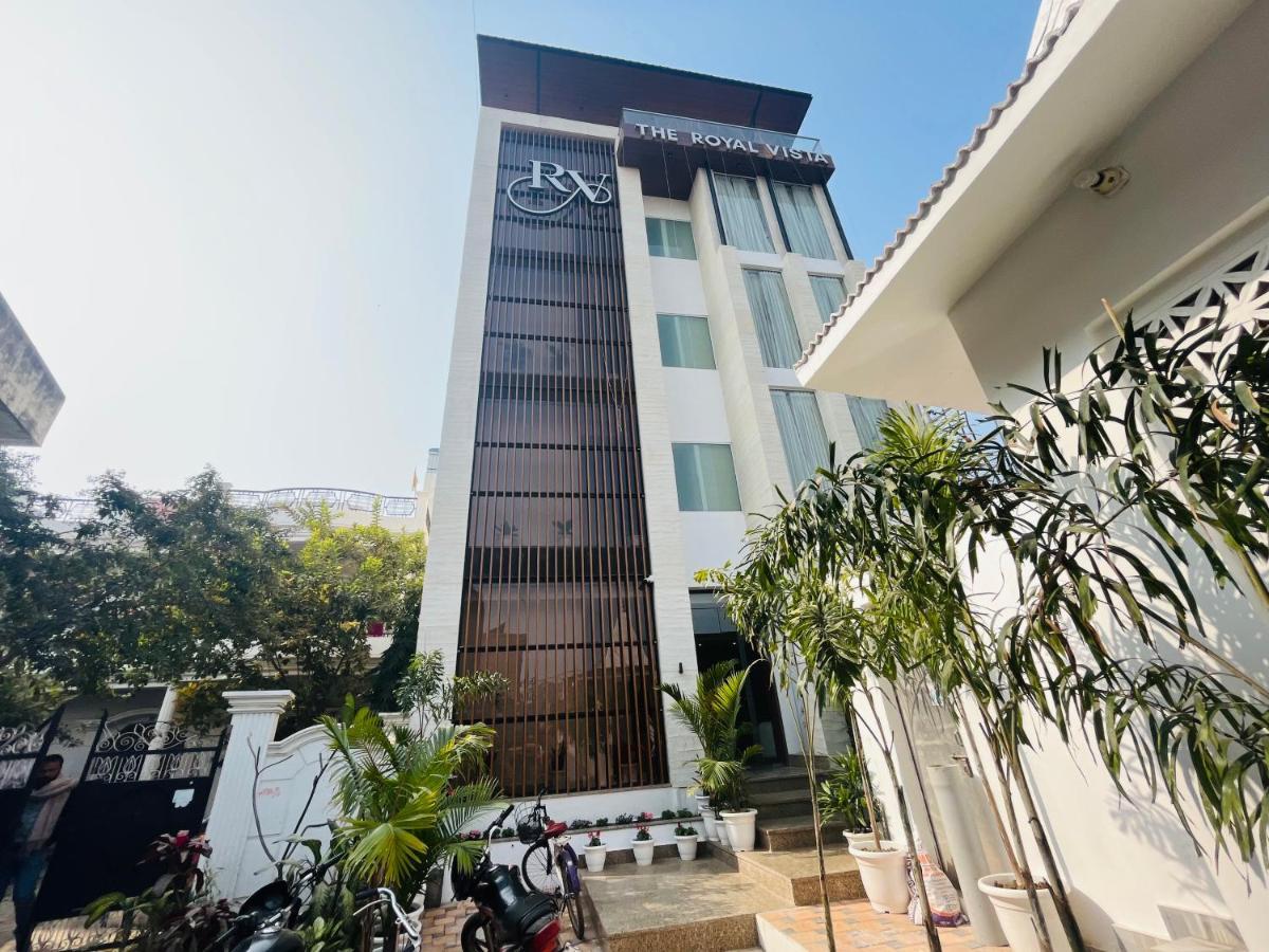Hotel The Royal Vista Bénarès Extérieur photo